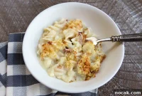 Cheesy Baked Cauliflower Pasta Casserole