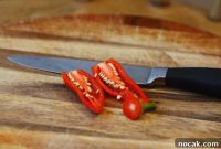 How to Save and Store Chili Pepper Seeds for Next Season
