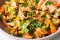 Chicken Egg Roll Bowl: Flavorful Low-Carb Stir-Fry Bowl