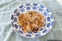 Slow Cooker Apple Cinnamon Oatmeal Recipe for Warm Breakfast
