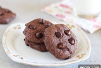 Fudgy Dark Chocolate Cookies — Nut Free Recipe