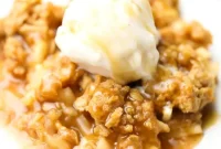 Cinnamon Apple Crisp with Vegan Streusel Topping