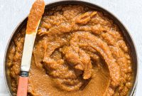 Slow-Cooker Pumpkin Butter Recipe for Fall Spreads and Gifts