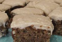 Zucchini Dessert Bars Recipe with Cinnamon Streusel