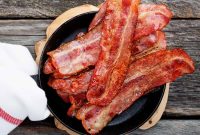 Crispy Smoked Bacon Recipe for Perfectly Crunchy Strips