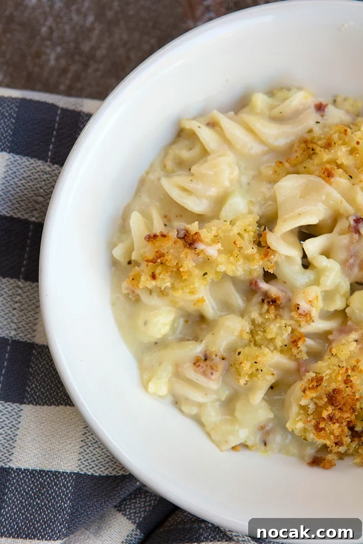 Cheesy Baked Cauliflower Pasta Casserole 6 img 11952 5