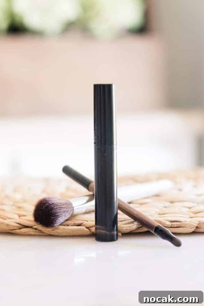 DIY Natural Makeup Recipes: Homemade Cosmetics for Glowing Skin 12 img 20470 11
