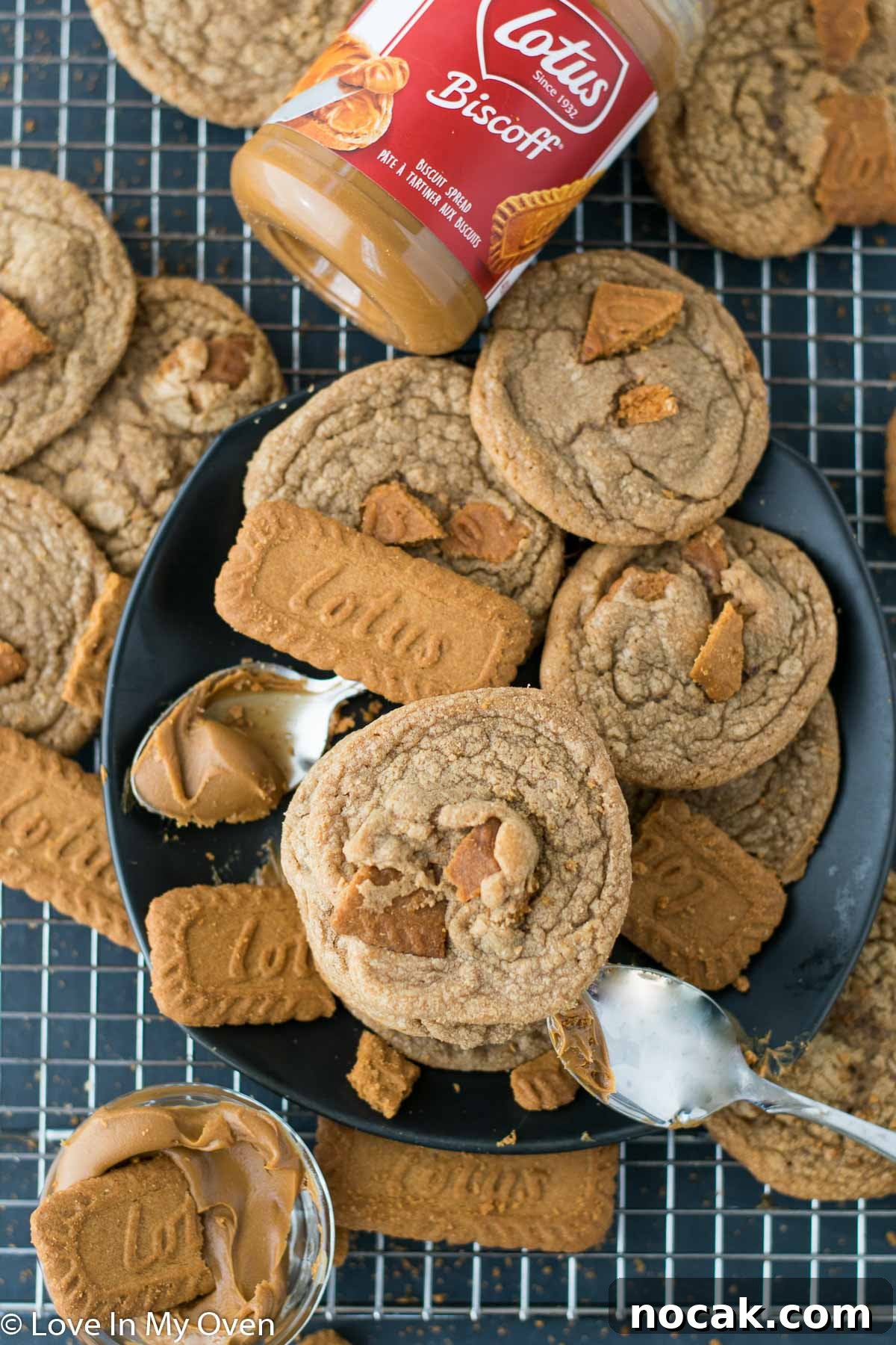Irresistible Cookie Butter Cookie Recipe for Perfect Crispy Centers 3 cookie butter cookies