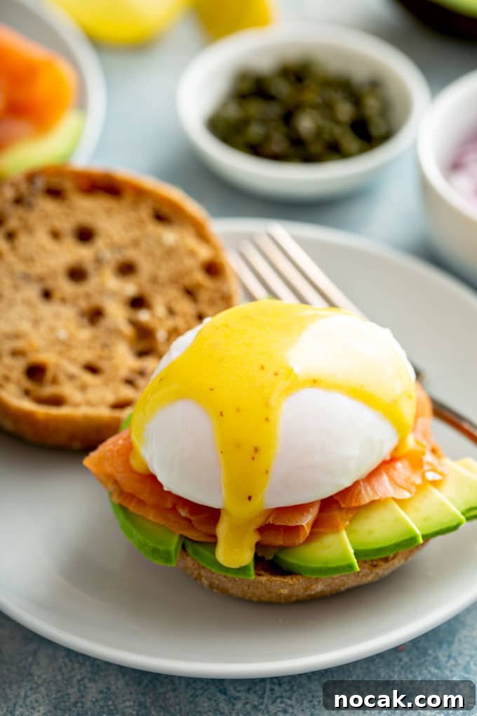 Eggs Benedict with smoked salmon, Hollandaise and avocado