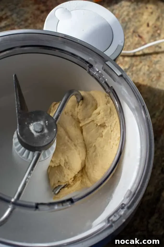 Stand Mixer Reviews: KitchenAid, Bosch, Ankarsrum & Ooni Compared 8 Dough mixing in a Bosch mixer.