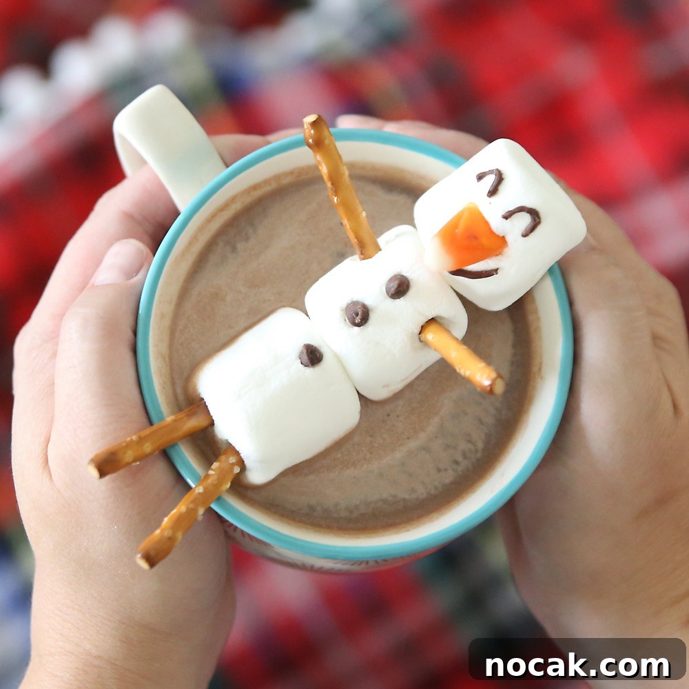 51 Festive Christmas Treats to Make This Year 2 SNOWMAN TREATS
