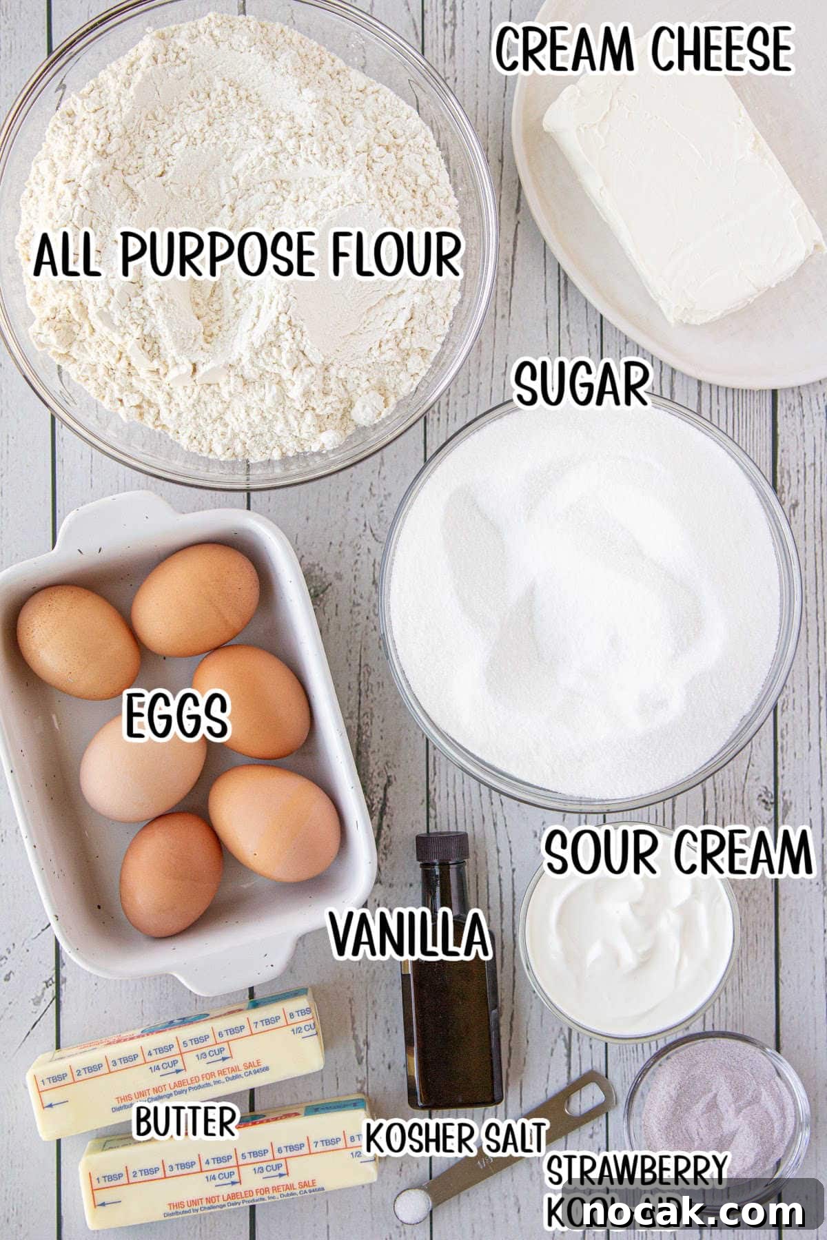 Old-Fashioned Strawberry Pound Cake with Cream Cheese Frosting 3 Ingredients needed for making Strawberry Bundt Cake.
