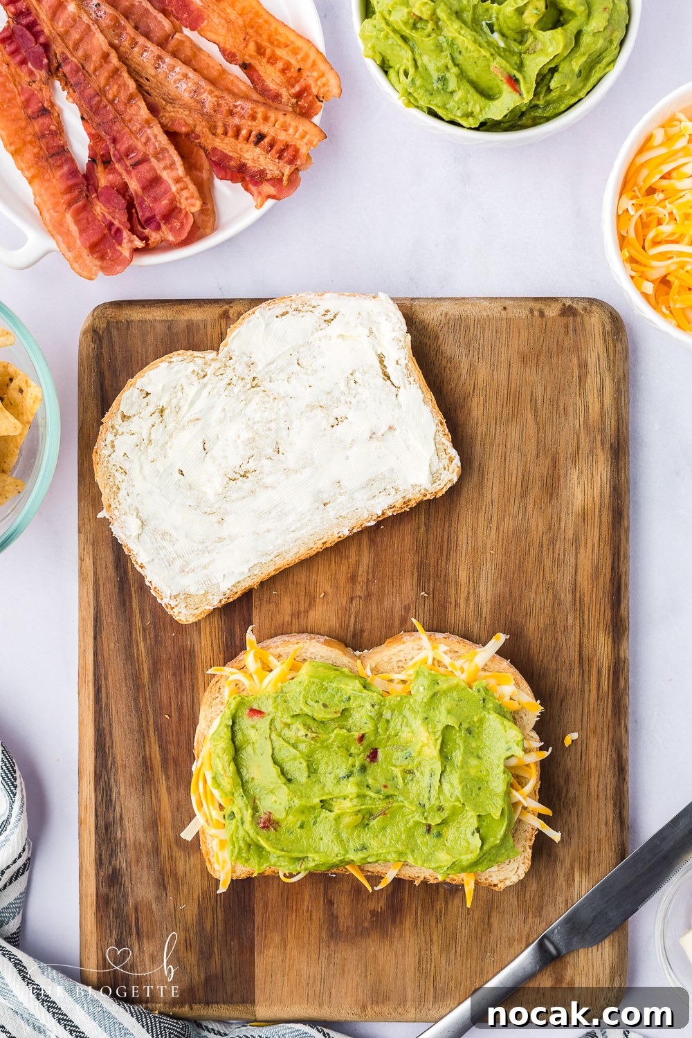 Bacon Guacamole Grilled Cheese Sandwich Recipe 5 Add cheese and guacamole
