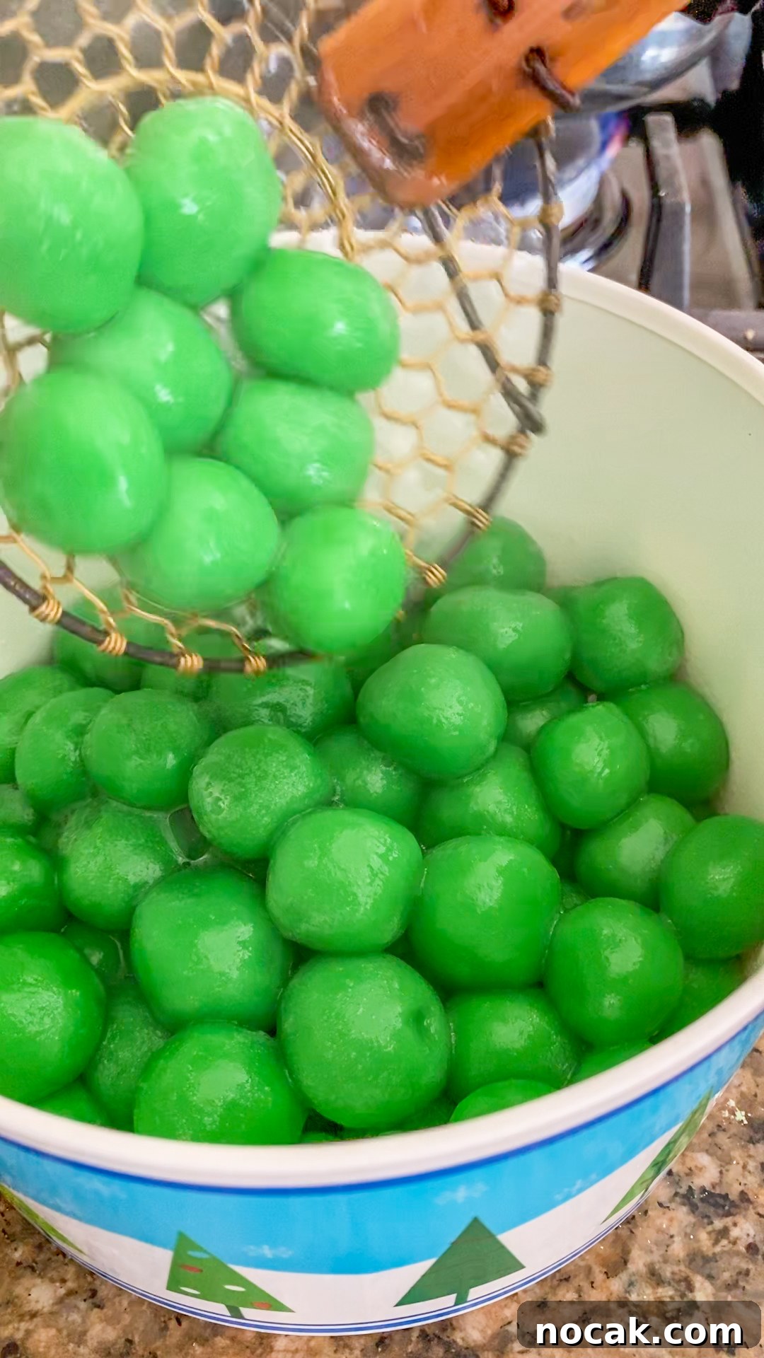 Pandan Glutinous Rice Balls Filipino Bilo Bilo