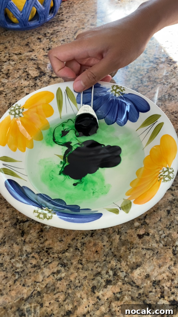 Pandan Glutinous Rice Balls (Bilo-Bilo): Authentic Filipino Recipe 4 Mixing pandan water and sugar