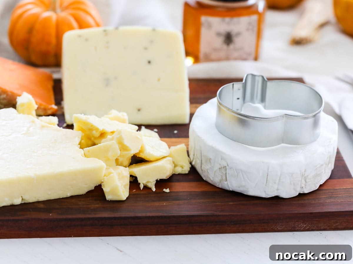 Spooky Halloween Charcuterie Board Ideas for Your Party 14 img 78556 13