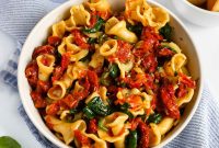 Creamy Tuscan Garlic Pasta with Sun Dried Tomatoes